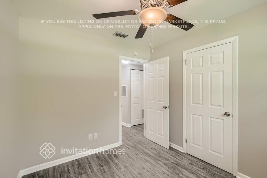 Building Photo - 1037 Mantes Ave