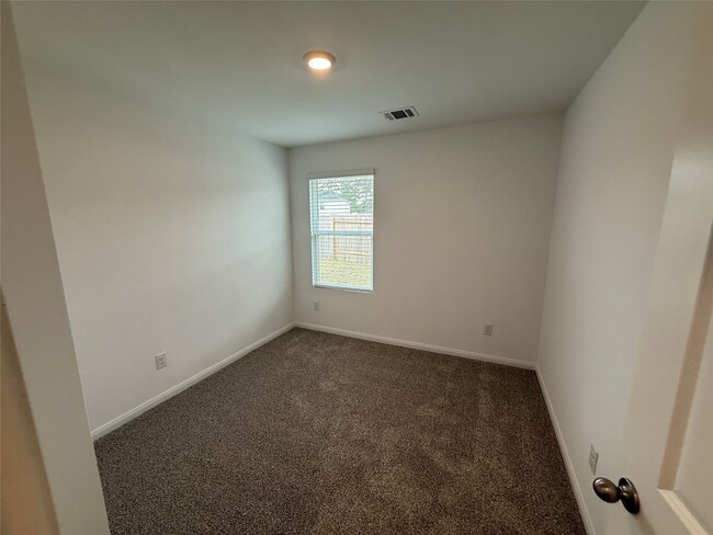 Building Photo - 12010 William Trails Cir
