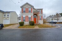 Building Photo - Charming 3 Bed, 2 Bath Home with fenced back yard!-**PRIMARY ON THE MAIN** COMING SOON!!!