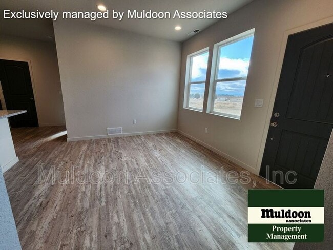 Building Photo - 898 S Harmony Dr