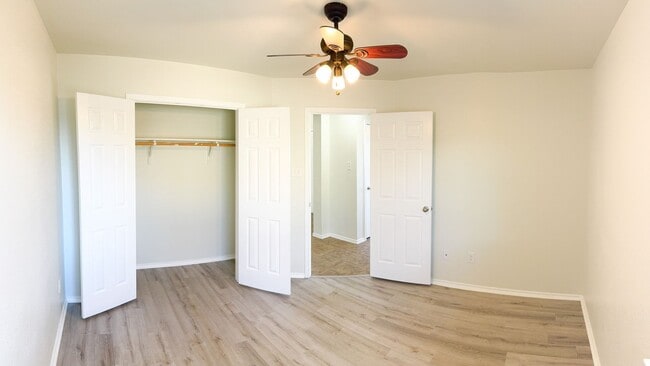 Building Photo - Charming well-maintained 4-bedroom, 2-bath home tucked in a quiet cul-de-sac just minutes from Fo...