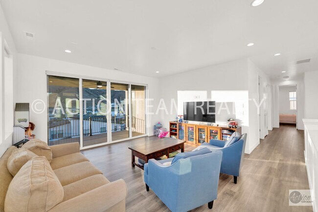 Building Photo - Fully furnished Home in Lehi, UT