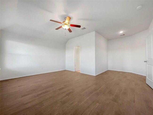 Building Photo - 4514 Mondial Rd