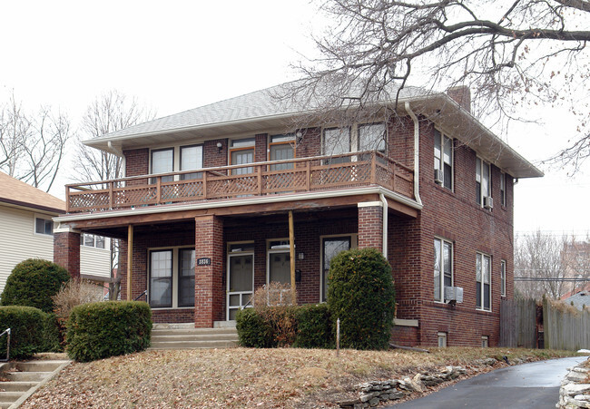 Building Photo - 3836 Central Ave