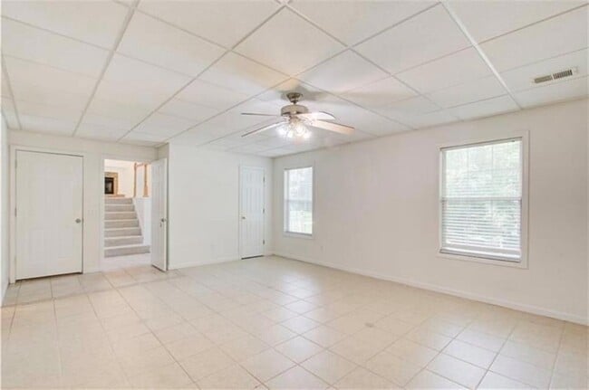 Building Photo - 3029 Clove Tree Ln