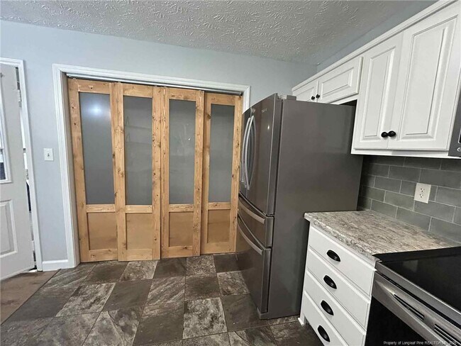 Building Photo - 6116 Garden Ct