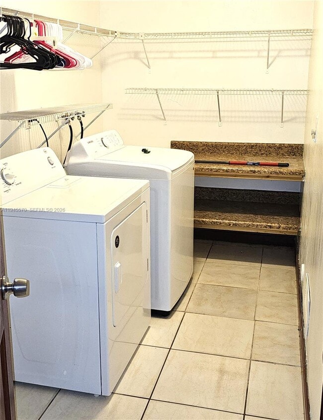 Building Photo - 11025 SW 156th Pl