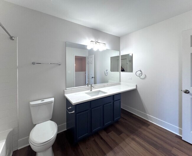 Building Photo - 2406 Sheehan Dr