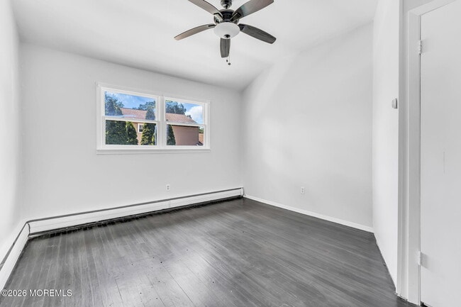 Building Photo - 67 Shady Nook Dr