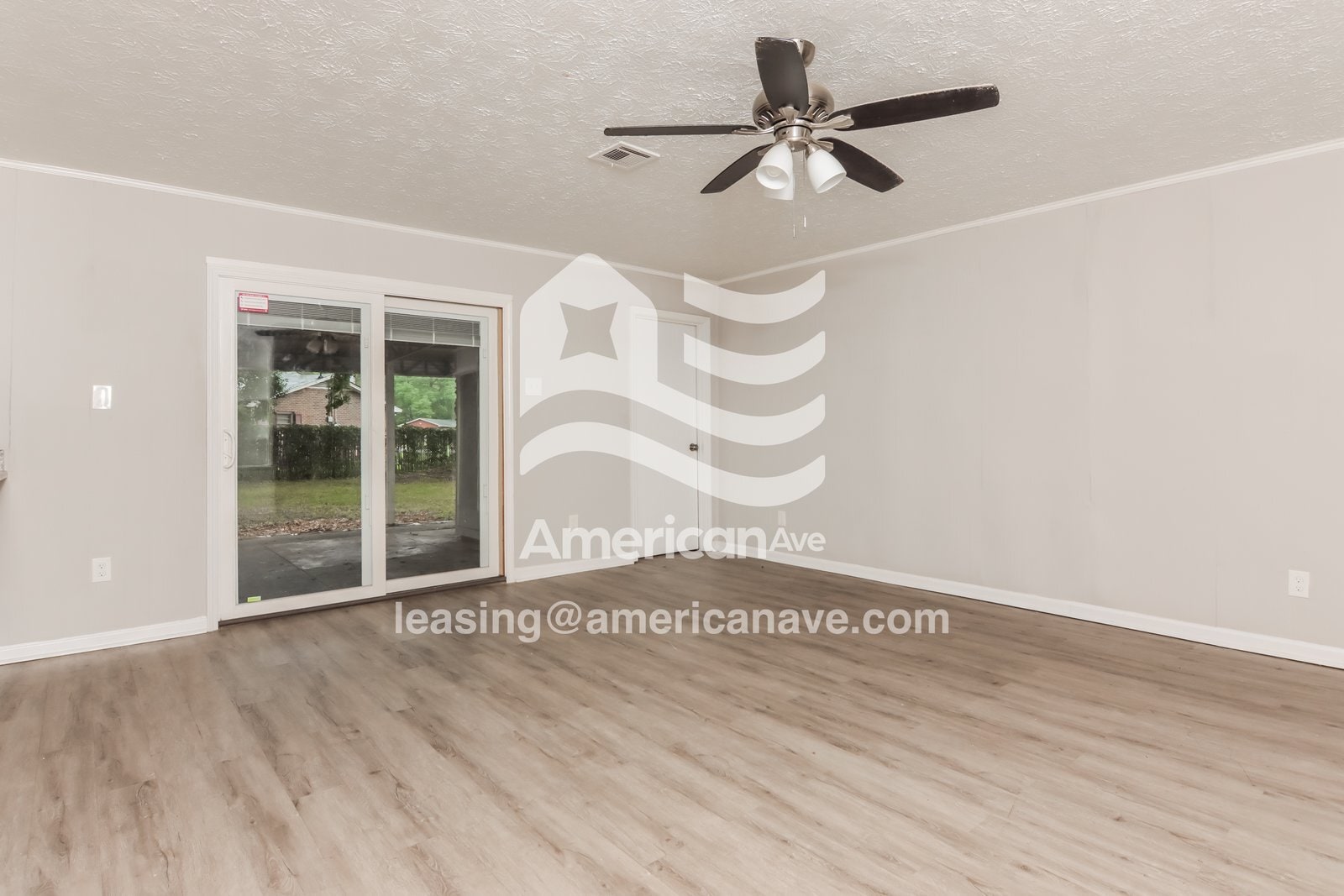 Building Photo - 4747 Falcon Ln