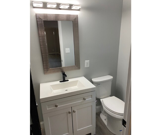 Building Photo - 2311 Anoka Ave