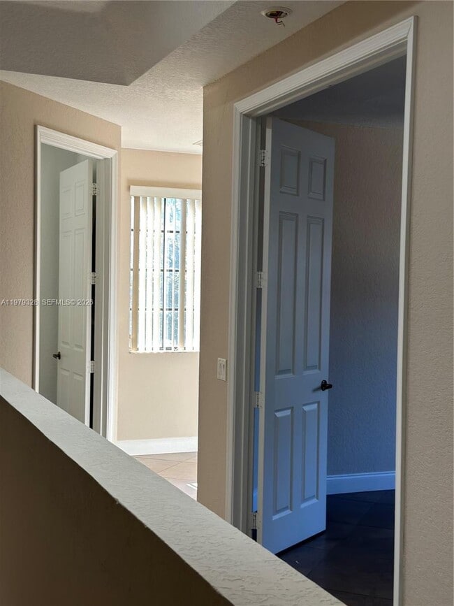 Building Photo - 2810 Center Ct Dr