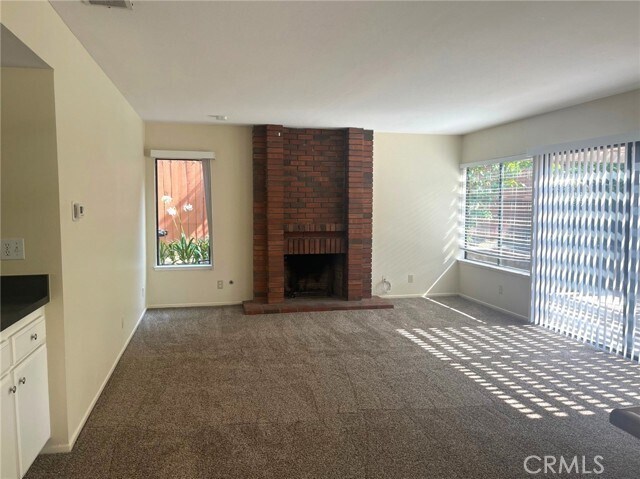 Building Photo - 114 Ambling Dr