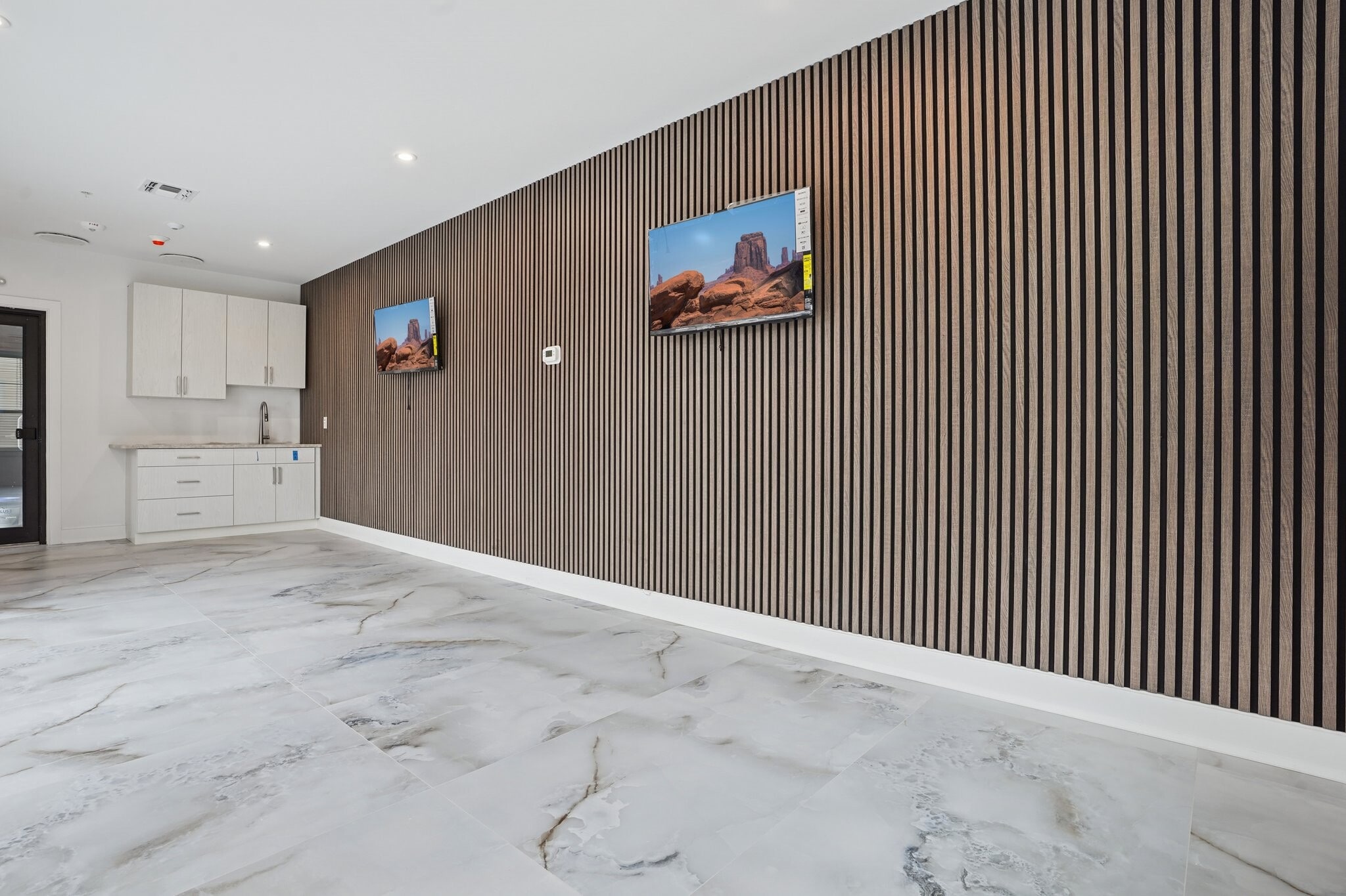 Party Room - 106 Montgomery St