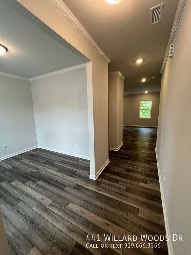 Building Photo - 441 Willard Wds Dr