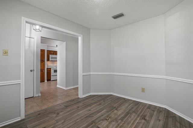 Building Photo - 2024 Hawken Dr
