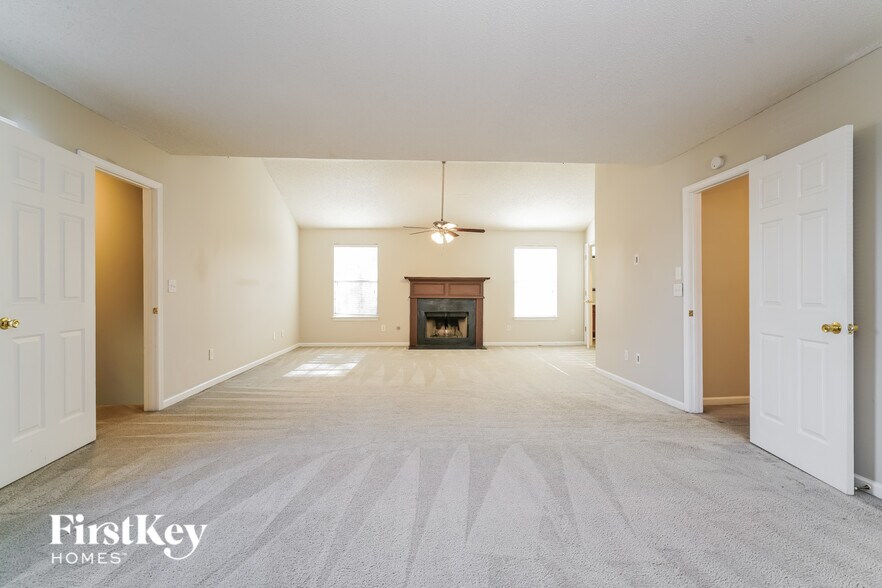 Building Photo - 2102 Boulder Gate Dr