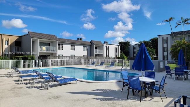 Building Photo - 4804 NW 79th Ave