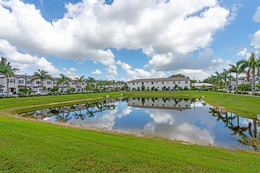 Building Photo - 5515 NW 27th St