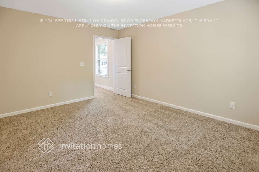 Building Photo - 449 Dublin Way