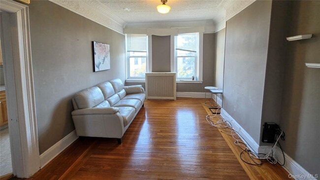 Building Photo - 60-24 70th Ave