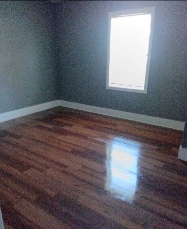 Building Photo - Fully Renovated 4BR in South Memphis – Section 8 Welcome