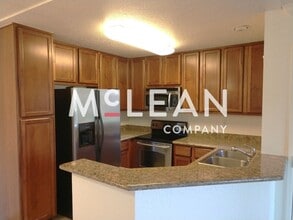 Building Photo - 78650 Ave 42