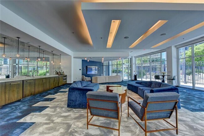 Building Photo - 44 Peachtree Pl NE