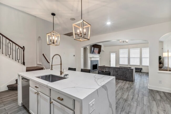 Building Photo - 22406 Miramar Crest Dr