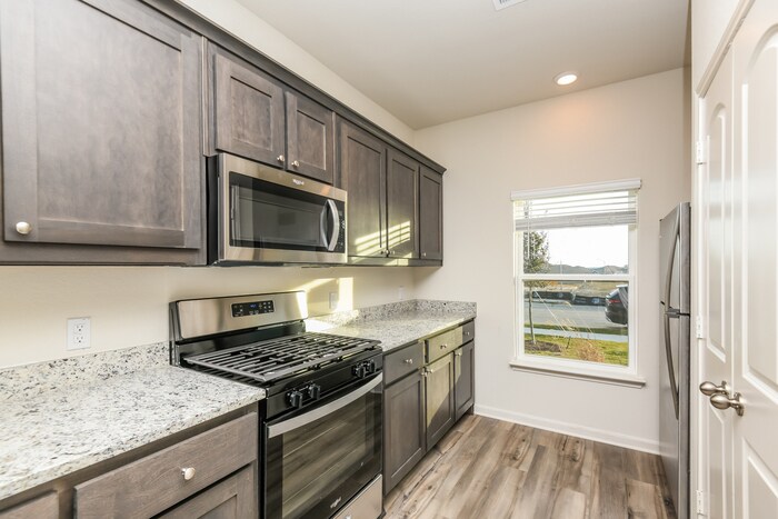 Building Photo - 10900 Gray Mare Dr