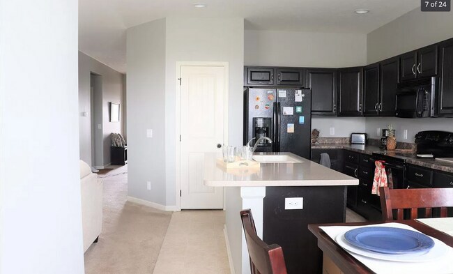 Building Photo - Spacious 4-Bedroom Near Lake Cunningham