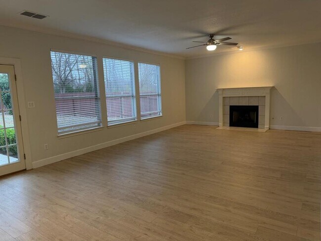 Building Photo - 13004 Coriander Dr