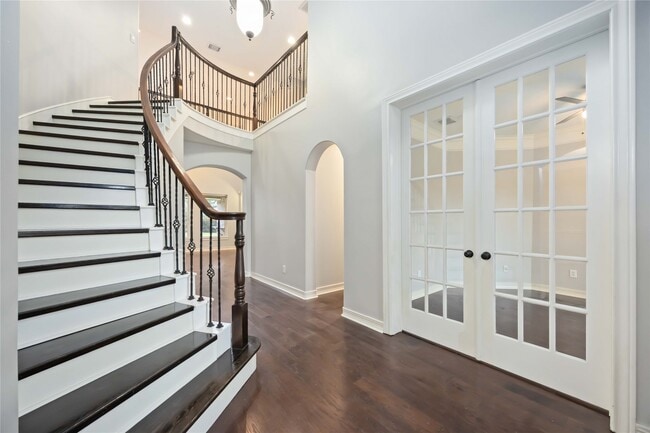 Building Photo - 1402 Chaparral Crossing