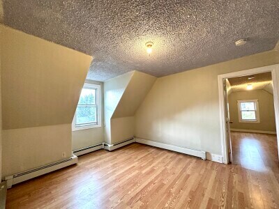 Building Photo - 569 Main St