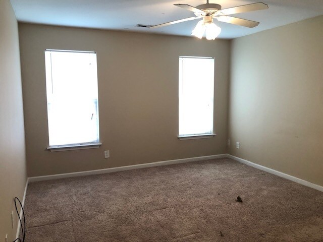 Building Photo - 965 Peachtree Meadows Cir