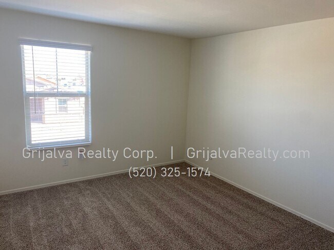 Building Photo - 4 Bed, 3 Bath House + Den + Loft in Gladden Farms * MOVE-IN SPECIAL* (Moore Rd/Tangerine Farms)