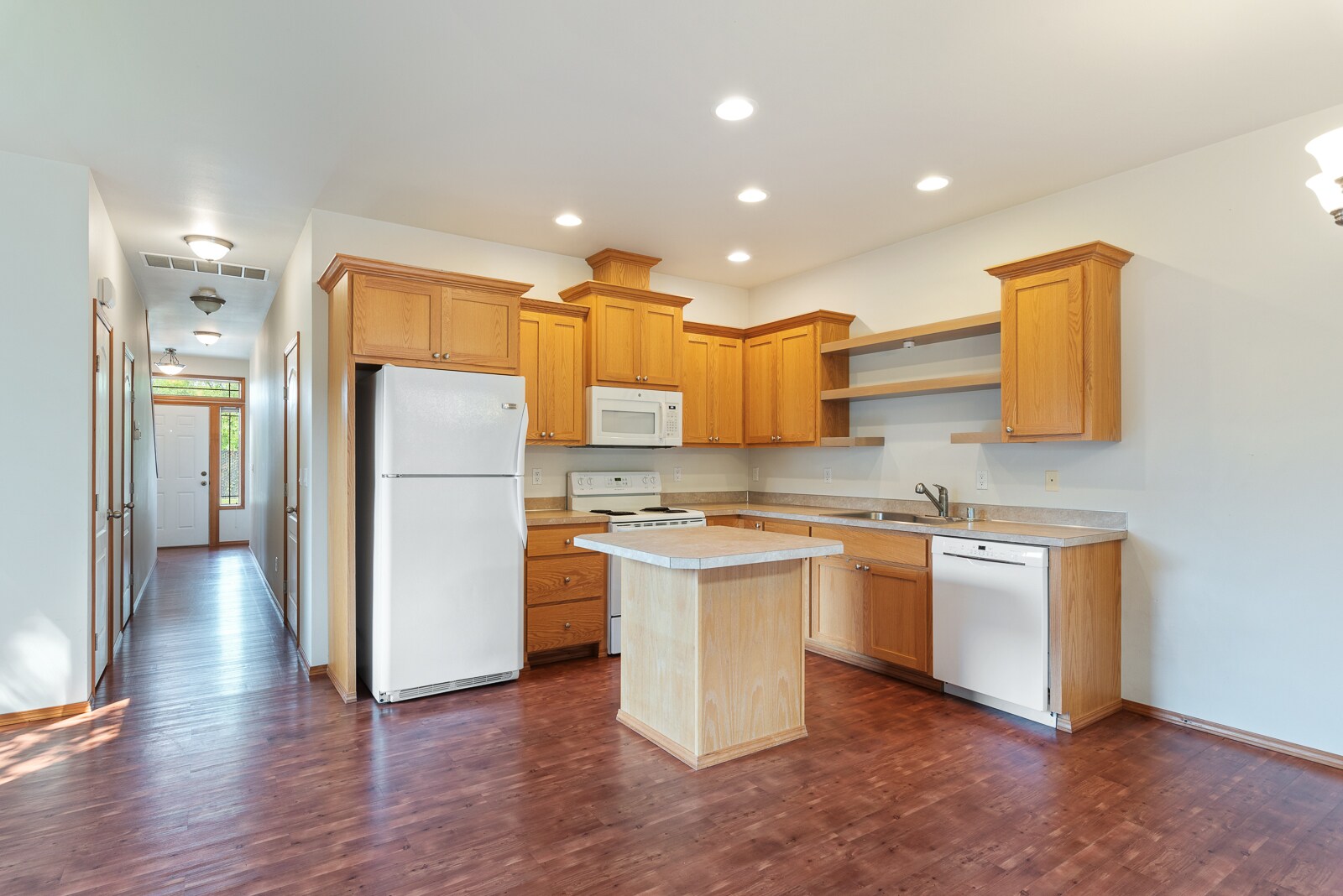 Building Photo - 26018 72nd Ave NW