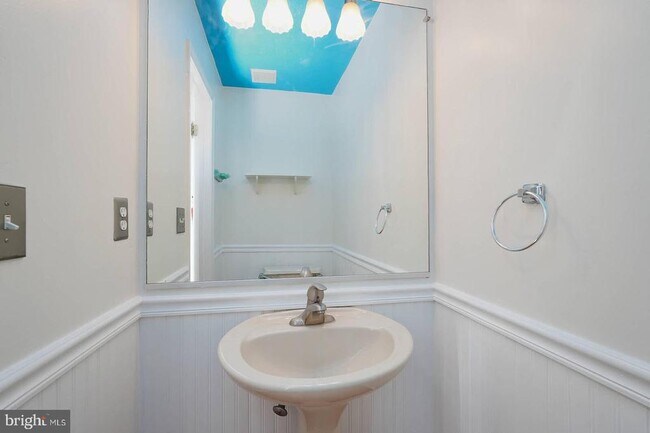 Building Photo - 9575 Donnan Castle Ct