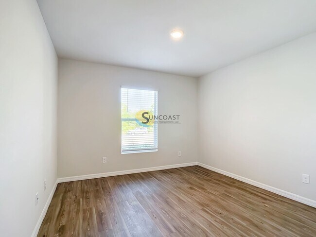 Building Photo - 15108 SW 37th Terrace