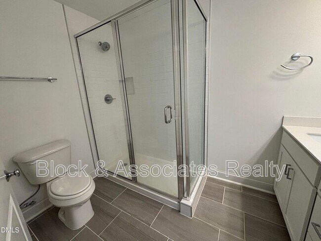 Building Photo - 5710 Parker Pnes Ct
