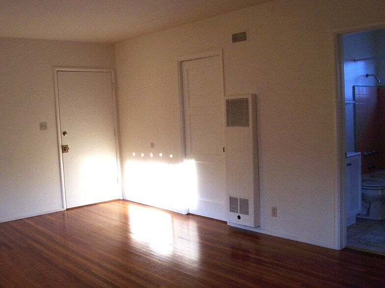 Living room view2 - 144 N Sierra Bonita Ave