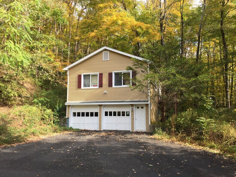 Building Photo - 36 Sanfordtown Rd