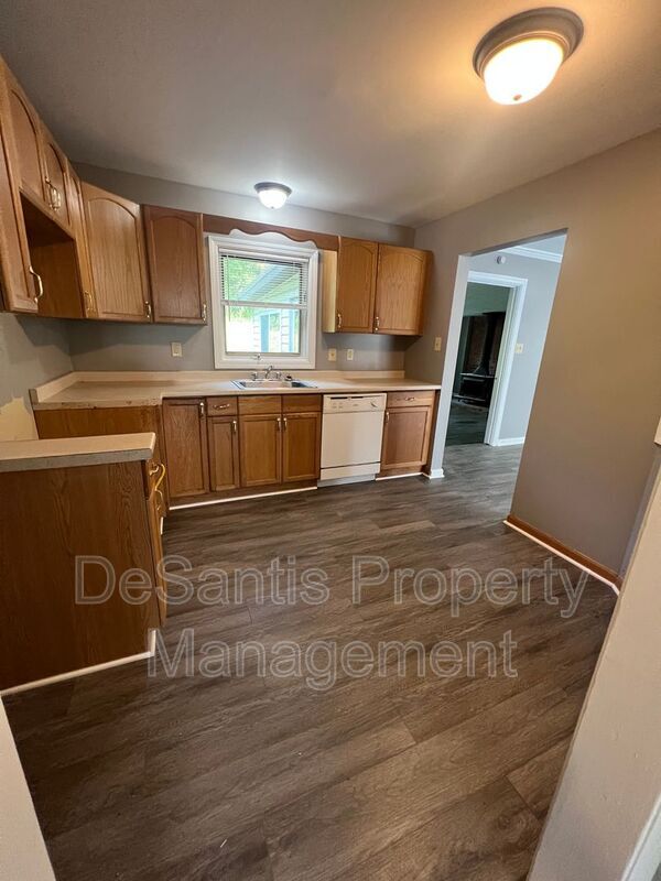 Building Photo - 20825 Rte 19