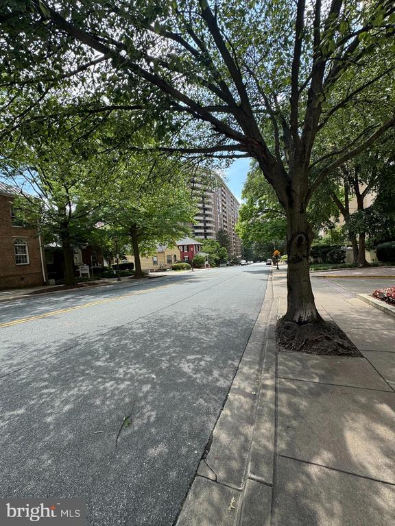 Building Photo - 4601 N Park Ave