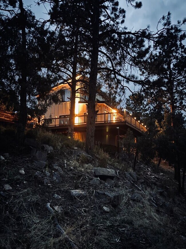 Building Photo - Charming 1BR House in Bailey