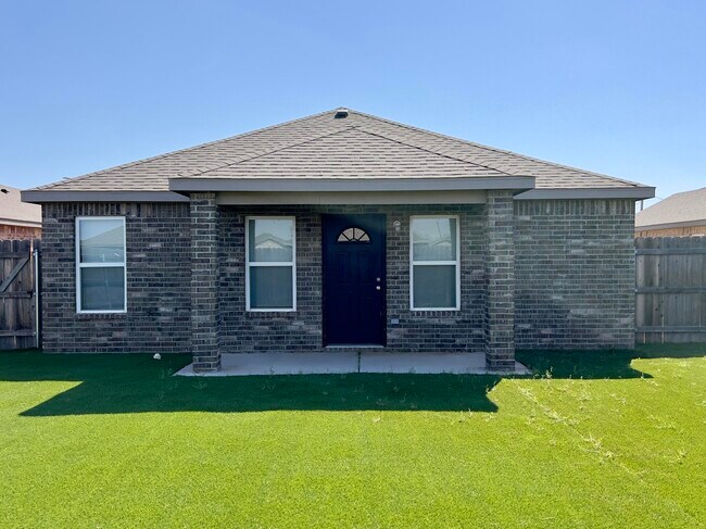 Building Photo - 2509 Ave