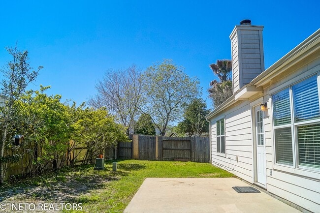 Building Photo - 2819 Foster Hill Dr