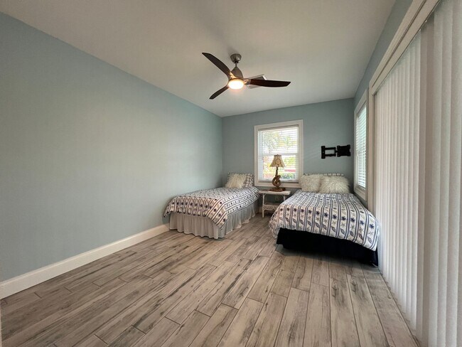 Building Photo - Furnished ** Punta Gorda Isles Vacation Home ** Heated Pool ** Canal / Boat Dock ** $6,500