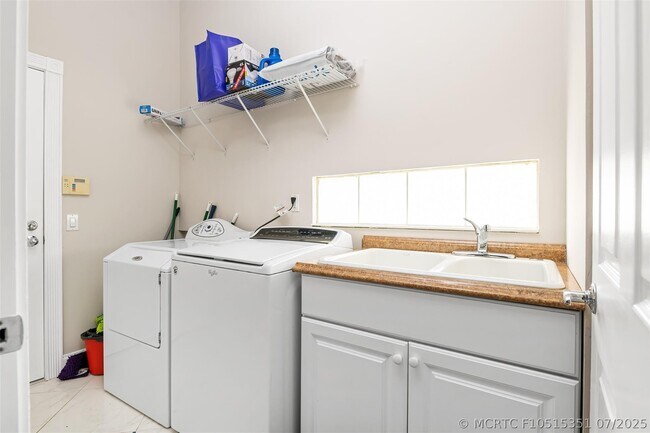 Building Photo - 8019 Nevis Pl