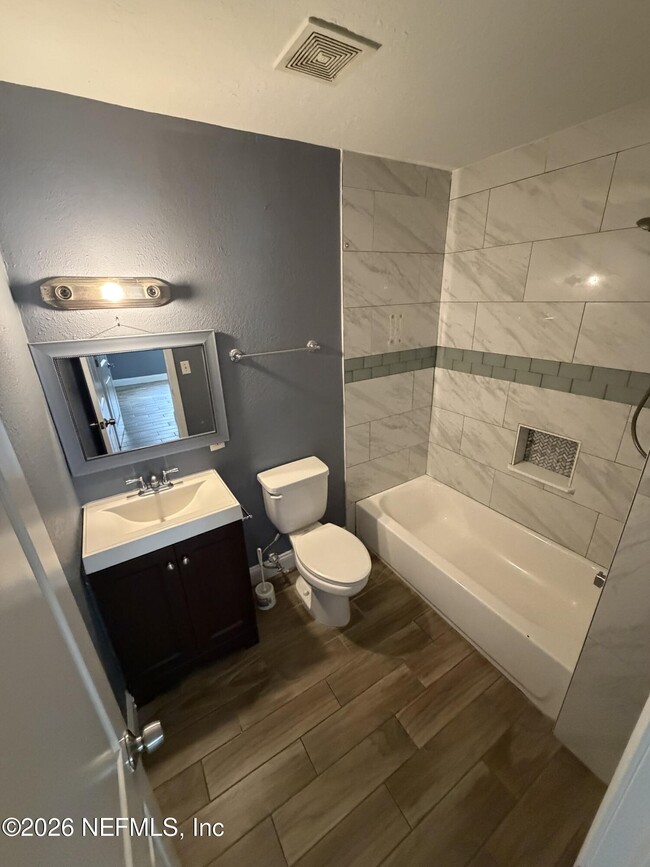 Building Photo - 5415 Lori Dr S